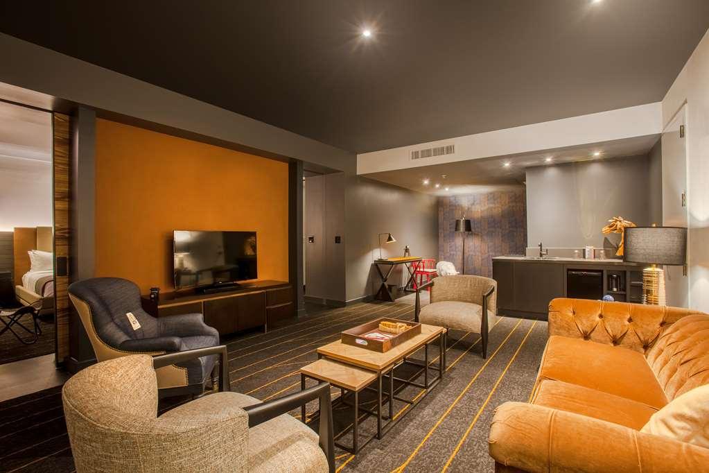 קולג' סטיישן The George, By Valencia Hotel Collection חדר תמונה